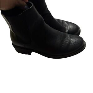 JustFab Black Leather Women's Moto Chelsea Boots